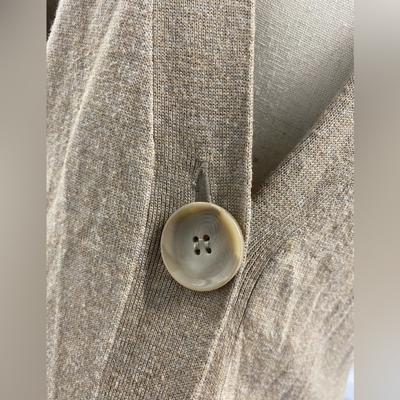 Tan Owl Long Sleeve Cardigan with big decorative Buttons by Kensie - Medium - Picture 5 of 9